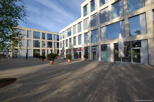 Truman Plaza - 