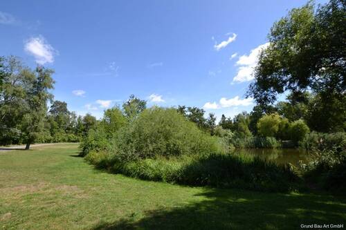 Angenzender Park - 