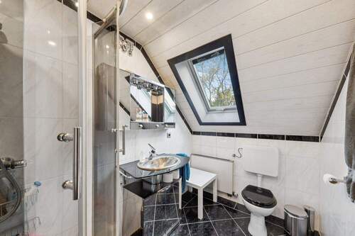 Bad im Obergeschoss - 