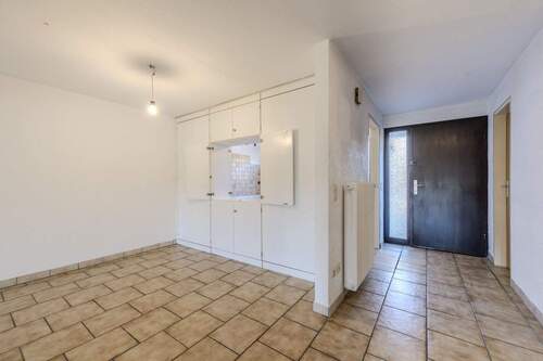 Eingansbereich / Essbereich - 