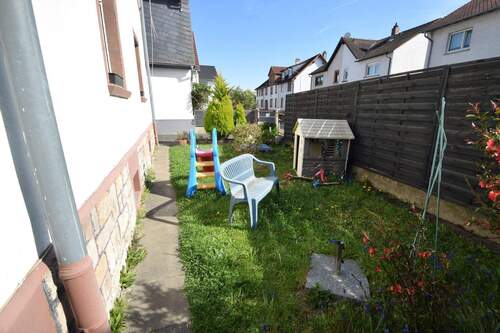 Vorgarten - Etagenwohnung mit 108,00 m&sup2; in Dieburg zum Kaufen