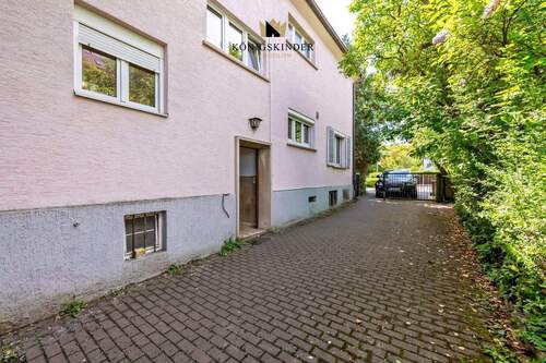 Eingangsbereich - Mehrfamilienhaus, Wohnhaus mit 277,00 m&sup2; in Stuttgart / Vaihingen zum Kaufen