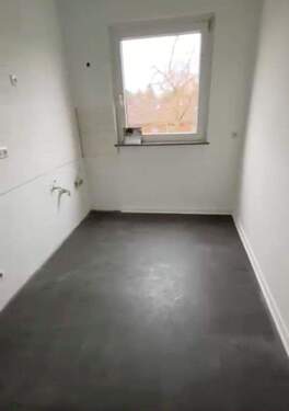 Kueche - 2 Zimmer Etagenwohnung in Duisburg
