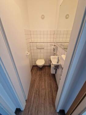 WC - 