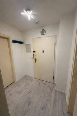 Diele - Etagenwohnung mit 53,00 m&sup2; in Bad Reichenhall zum Kaufen
