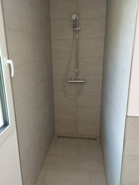 Dusche.jpg - 
