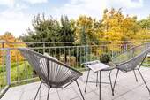 Balkon OG mit Blick in den Garten - 