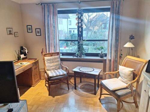 Leseecke - Reihenmittelhaus mit 169,00 m&sup2; in Eching zur Miete