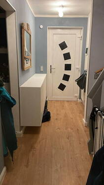 Flur/Eingangsbereich - Reihenmittelhaus mit 96,30 m&sup2; in Wedel zum Kaufen