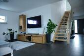Großzügiges Ambiente in moderner Architektur - 