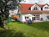 Terrasse mit Garten - 5 Zimmer Doppelhaushälfte in Garz/Rügen
