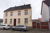 Strassenansicht - Historisches Mehrfamilienhaus in Bad Salzelmen - Nähe Magdeburg