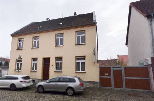 Strassenansicht - Historisches Mehrfamilienhaus in Bad Salzelmen - Nähe Magdeburg