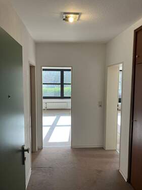 Eingangsbereich und Flur - 