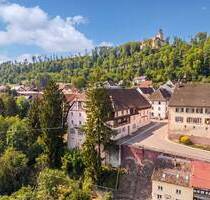 Charaktervoll und historisch - Denkmalgeschütztes Wohn- und Geschäftshaus in 79780 Stühlingen