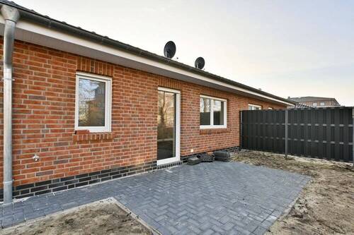 Außenansicht - 3 Zimmer Bungalow in Apen / Augustfehn