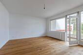 Wohnzimmer baugleich - 3 Zimmer Etagenwohnung zum Kaufen in Berlin