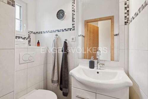 Gäste-WC - Einfamilienhaus mit 139,00 m² in Ammersbek zum Kaufen