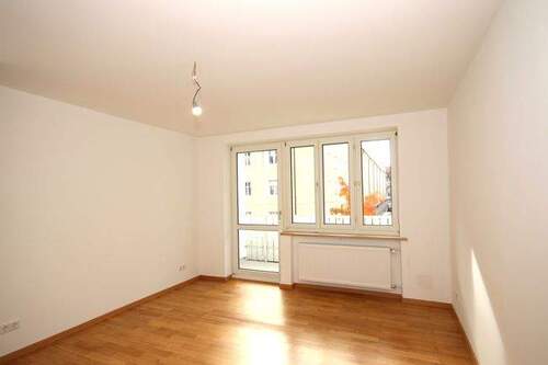 Wohnen - Etagenwohnung mit 80,00 m² in München zur Miete