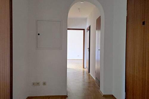 Flur - 2 Zimmer Etagenwohnung in Essen