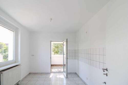 Küche (1) - Mehrfamilienhaus, Wohnhaus mit 493,00 m&sup2; in Gera zum Kaufen