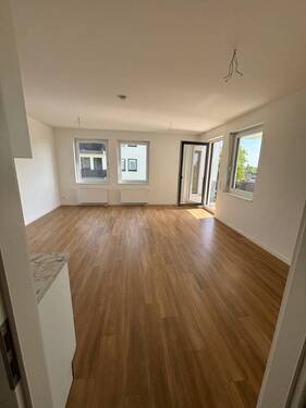 Bild 3 - 2 Zimmer Etagenwohnung zur Miete in Schönefeld