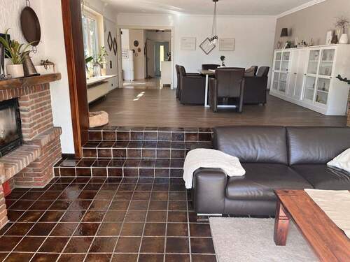 Wohnbereich mit Kamin - 