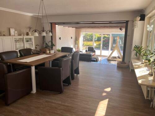 offener Wohn-/Essbereich - 