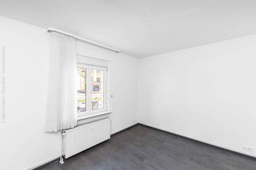 Kinderzimmer EG - 6 Zimmer Doppelhaushälfte zum Kaufen in Neu-Isenburg