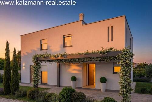 Bild 1 - Neubauprojekt: Mediterranes Wohnen in Porec oder auf der gesamten Insel Istrien - Charmantes 4-Zimmer-Haus mit privatem Pool