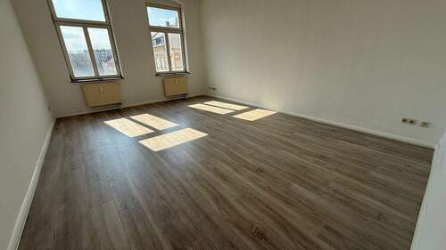 IMG_7666 - 3. OG + Aufzug + großer Balkon + 2er-WG-gerecht mit EBK ***