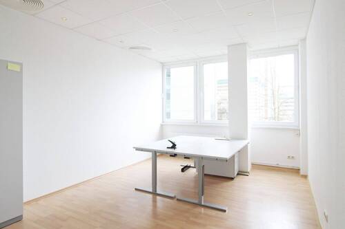 Büro 1 - 6 Zimmer Büro in Rostock