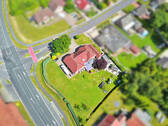 Luftaufnahme - Mehrfamilienhaus, Wohnhaus mit 168,00 m² in Friedeburg zum Kaufen