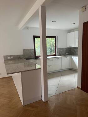 Küche mit Sitztresen - 