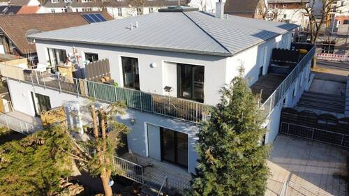 Gesamtansicht - gepflegtes 9 Familienhaus in Erftstadt-Liblar