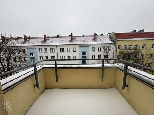 Balkon zur Straße - 