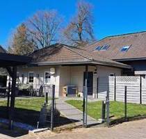 Bungalow - Erdgeschoss-Hausteil im Zweifamilienhaus - Hohenlockstedt