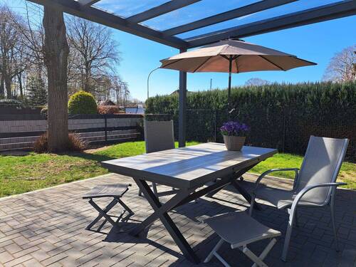 Überdachte Terrasse - 