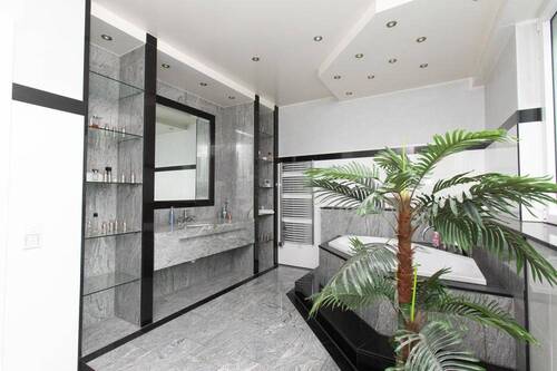 Bad 1 Haus im Haus - 