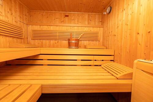  Wellness mit Sauna - 