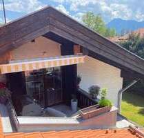 Exklusive 3-Zi-Dachgeschosswohnung mit Dachterrasse in Bad Wiessee