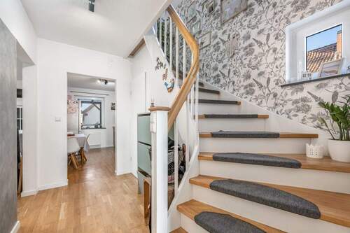 Treppenhaus - Einfamilienhaus mit 95,00 m&sup2; in Grasberg zum Kaufen