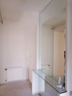 Eingangsdiele - Doppelhaushälfte mit 100,00 m&sup2; in Troisdorf zum Kaufen