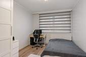 Erdgeschosswohnung: Zimmer (2) 13,08m² - 