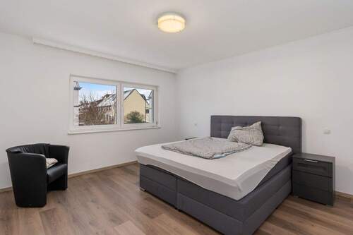 Obergeschosswohnung: Schlafzimmer 23,23m² - 