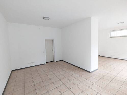 Laden (1).jpg - 1 Zimmer Büro zur Miete in Vaihingen Enz