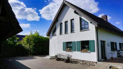 Giebel des Hauses - Einfamilienhaus mit 182,00 m² in Nordwestuckermark zum Kaufen