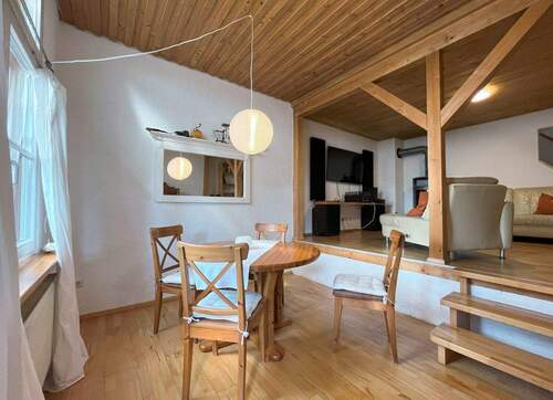 Wohnbereich mit zwei Ebenen - 3 Zimmer Reihenmittelhaus zum Kaufen in Stockach