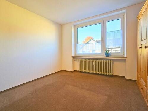 Vielseitiges Zimmer – ideal als Kinder-, Gäste- oder Arbeitszimmer nutzbar. - 3 Zimmer Etagenwohnung in Langenfeld