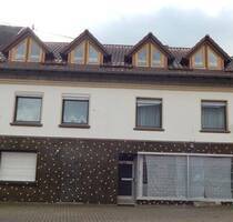 Ehemaliges Wohn-Geschäfthaus mit bis zu drei Wohneinheiten in Rappweiler zu verkaufen! - Weiskirchen